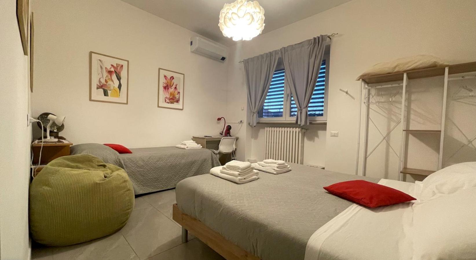Domus 190 Rooms Varese Buitenkant foto